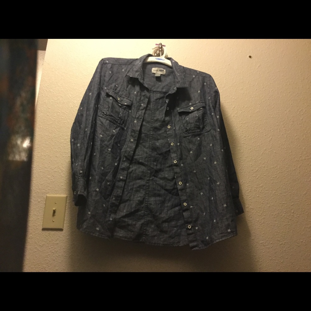 Old Navy Boyfriend cut button up OFFERS WELCOME